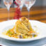 Bicchierini con crema di ceci, Fresco Spalmabile e nocciole
