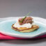 Bicchierini con crema di ceci, Fresco Spalmabile e nocciole