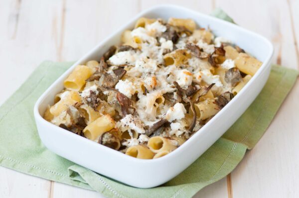 Pasta al forno con carciofi senza besciamella - Una Streghetta in Cucina